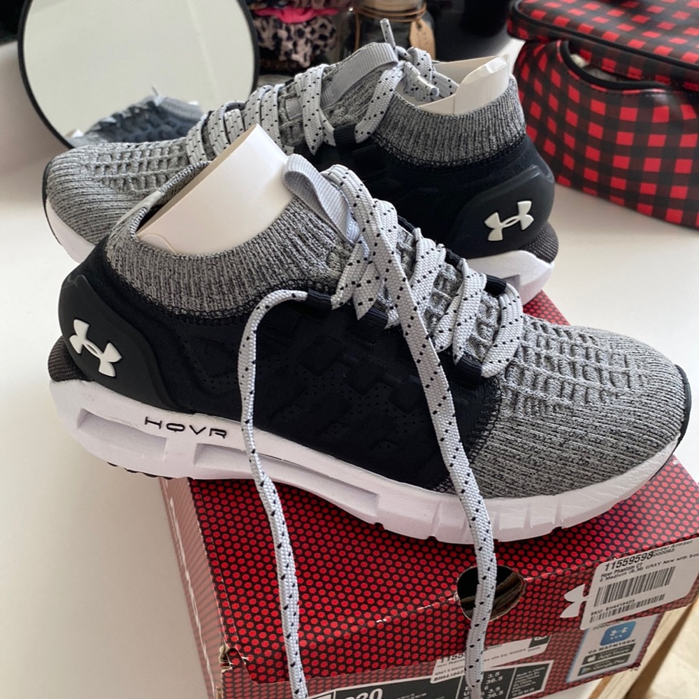 HOVR phantom ct size 6 women gry